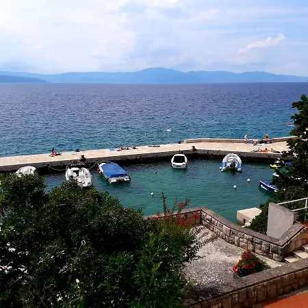 And Haludovo - Ribarsko Selo Maison d'hôtes Malinska