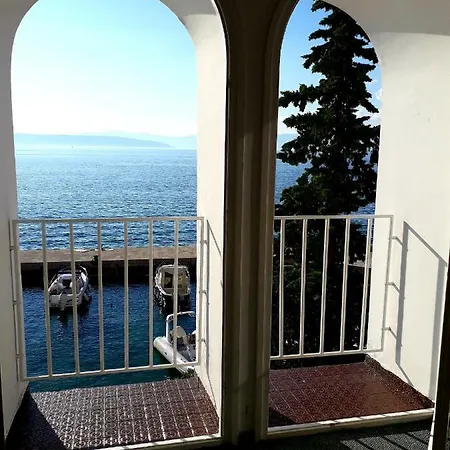And Haludovo - Ribarsko Selo 3* Malinska