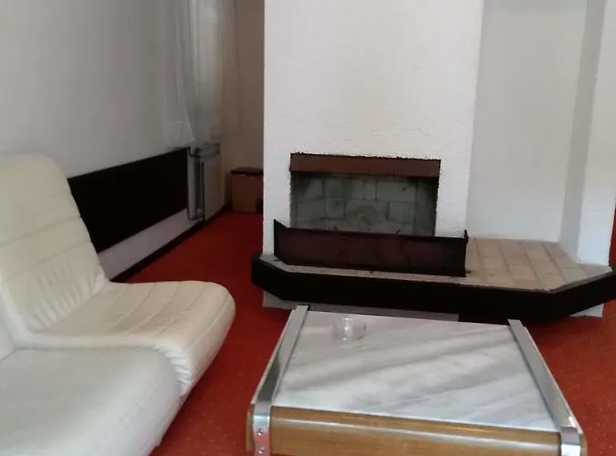 And Haludovo - Ribarsko Selo 3*