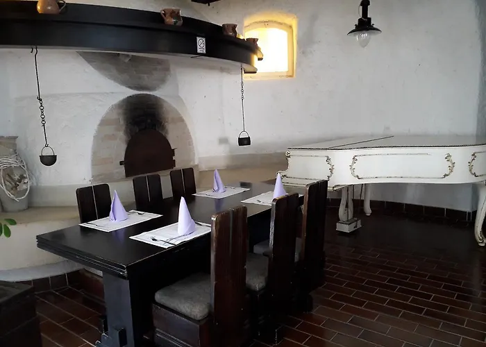 And Haludovo - Ribarsko Selo