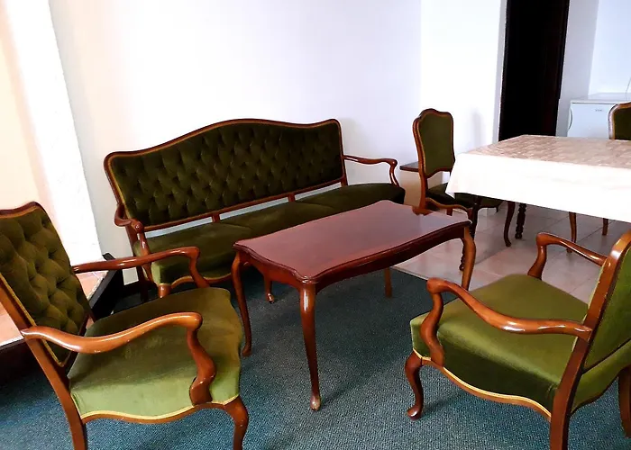 And Haludovo - Ribarsko Selo 3*