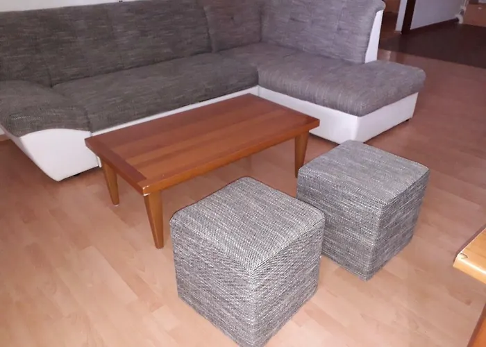 And Haludovo - Ribarsko Selo مالينسكا