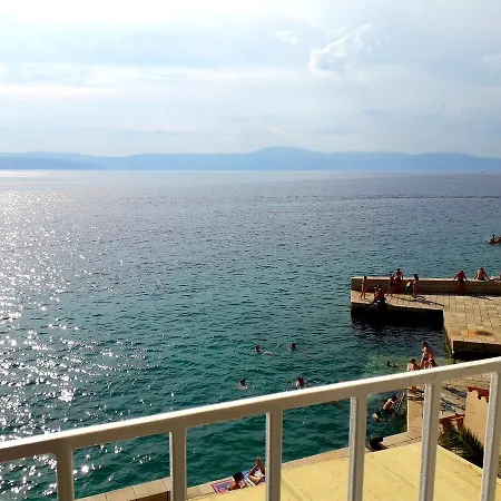 Penzion And Haludovo - Ribarsko Selo 3*